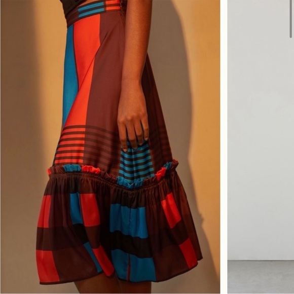 Anthropologie NWT Eva Franco Stripped MIDI
Skirt Size 6. - Picture 3 of 13